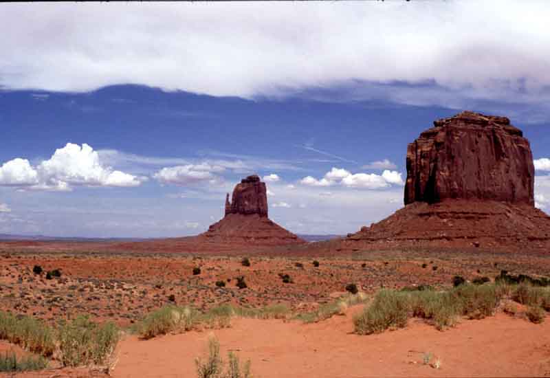 Utah/Arizona -Monument Valley Navajo Tribal Park 